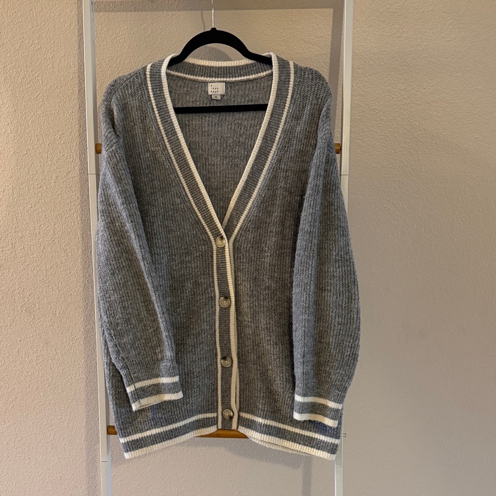 A New Day Heather Gray and Cream Sweater